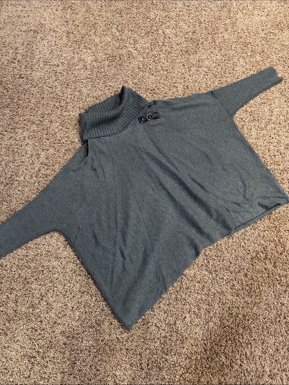 Calvin Klein sweater size medium.